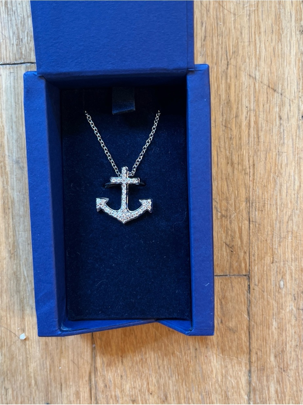Swarovski NIB 2018 crystal anchor pendant silver & pave set crystal design 15”+
